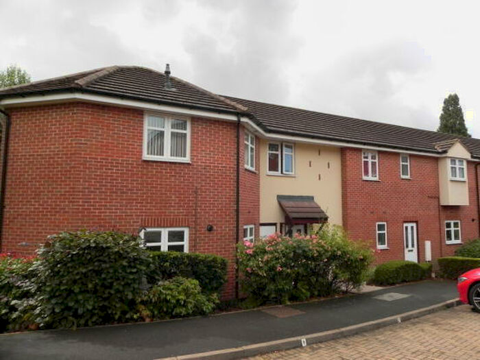 2 Bedroom Apartment To Rent In Haunch Close, Kings Heath, Birmingham, B13