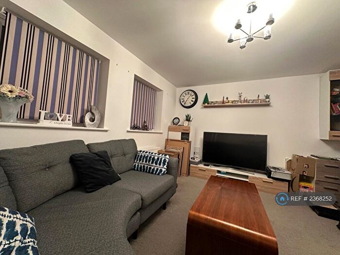 4 Bedroom Semi-Detached House To Rent In Gumcester Way, Godmanchester, Huntingdon, PE29