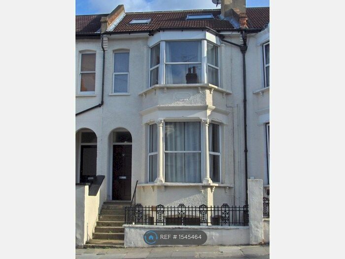 2 Bedroom Flat To Rent In Floyd Road, London, SE7