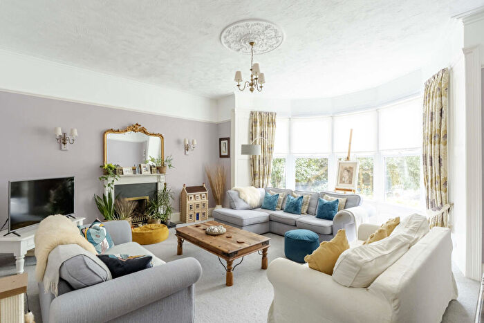 3 Bedroom Apartment For Sale In Grove Park Road, Weston-super-Mare, BS23