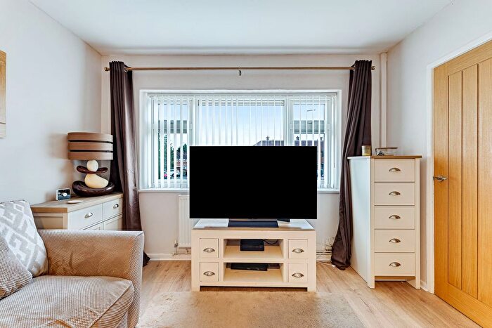 2 Bedroom Semi-detached House For Sale In Morval Crescent, Runcorn, WA7