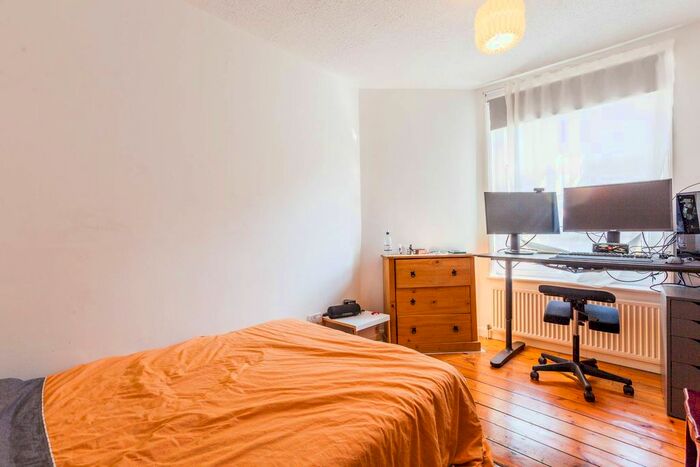 2 Bedroom Flat To Rent In Wilmot Street, Bethnal Green, London, E2