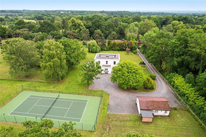 5 Bedroom Detached House To Rent In Burhill, Walton-on-Thames, Surrey, KT12