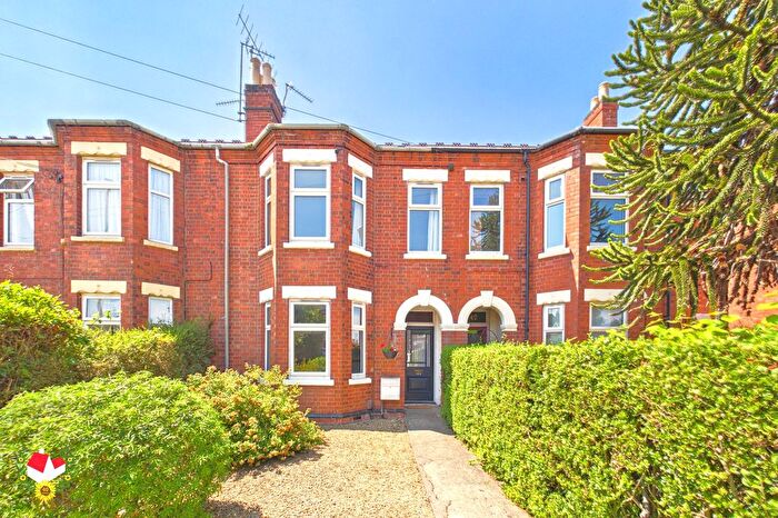 3 Bedroom Terraced House For Sale In Stroud Road, Gloucester, GL1