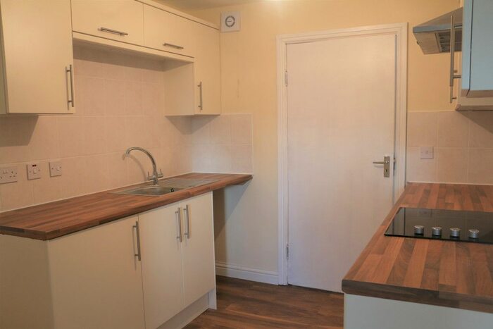 1 Bedroom Flat To Rent In High Street, Middlesbrough, TS6