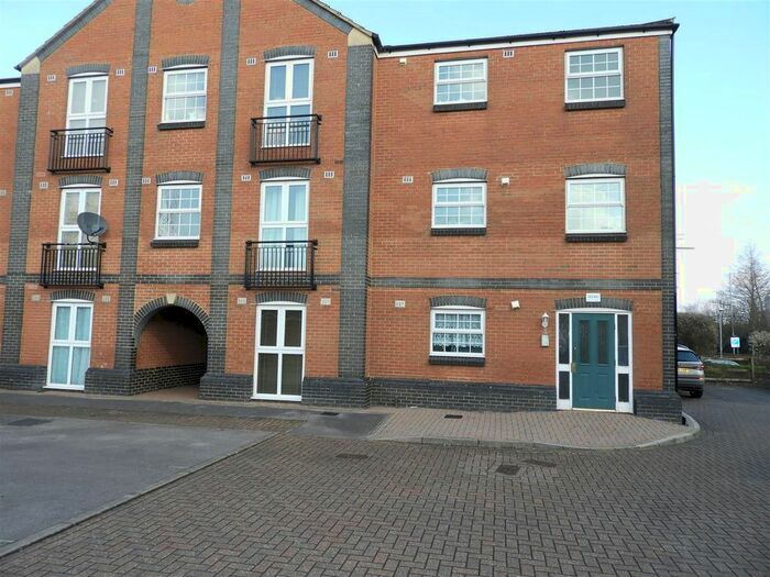 2 Bedroom Flat To Rent In St. Austell Way, Swindon, SN2