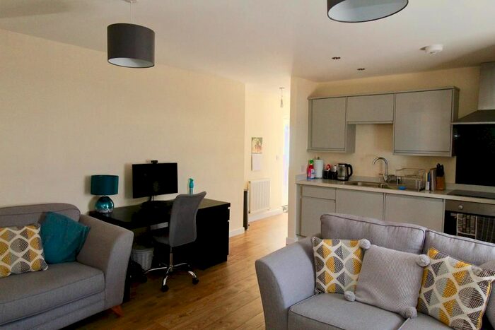 2 Bedroom Flat To Rent In Marston Road, Stafford, Staffordshire, ST16