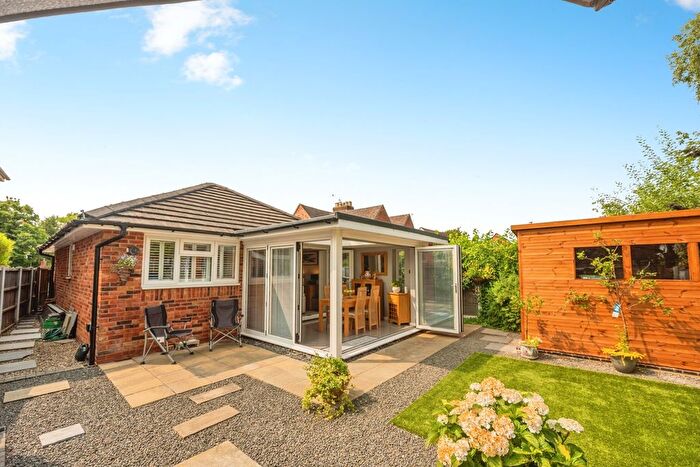 2 Bedroom Bungalow For Sale In Spetchley Road, Worcester, Worcestershire, WR5