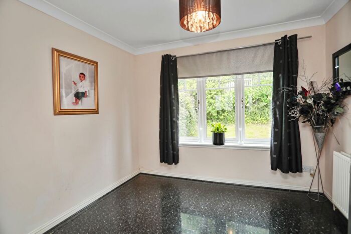 4 Bedroom Detached House For Sale In Polton Vale, Loanhead, Midlothian, EH20