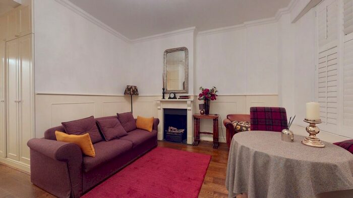 Studio To Rent In Basil Street, London, SW3