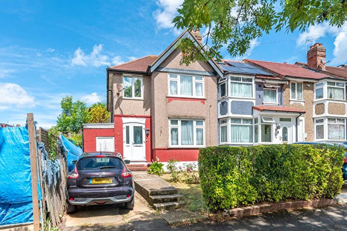 3 Bedroom End Of Terrace House For Sale In Whitton Avenue East, Sudbury, Greenford, UB6