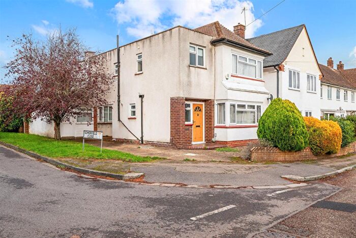 3 Bedroom Semi-Detached House To Rent In Burgh Heath, Tadworth, KT20