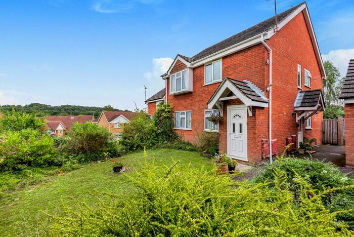 2 Bedroom Maisonette To Rent In Frimley, Camberley, GU16