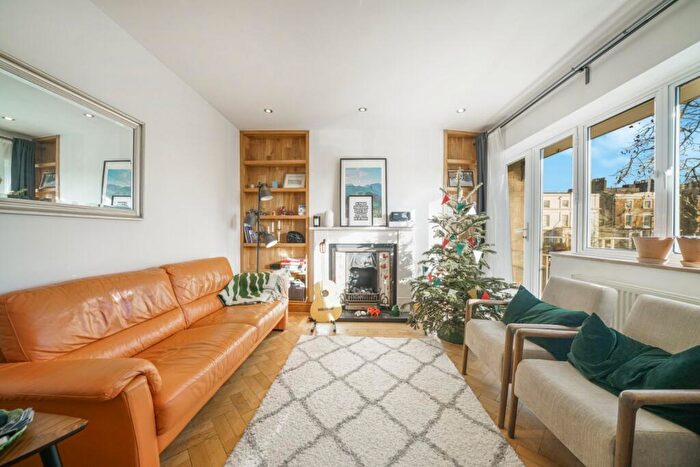 2 Bedroom Flat To Rent In Warner House, Abercorn Place, NW8