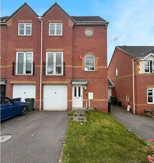 3 Bedroom Semi Detached House For Sale In The Pastures, Oadby, LE2