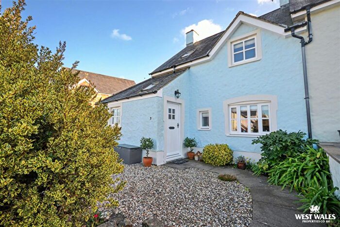 3 Bedroom Cottage For Sale In Feidr Eglwys, Newport, SA42