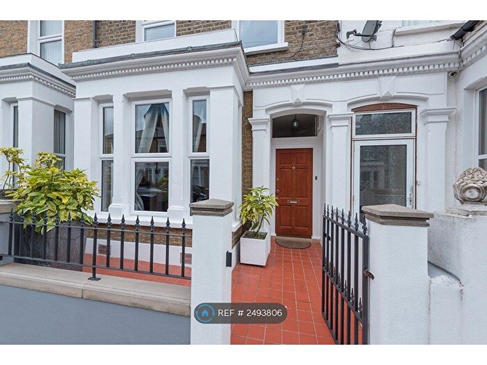 4 Bedroom Terraced House To Rent In Kay Road, London, SW9
