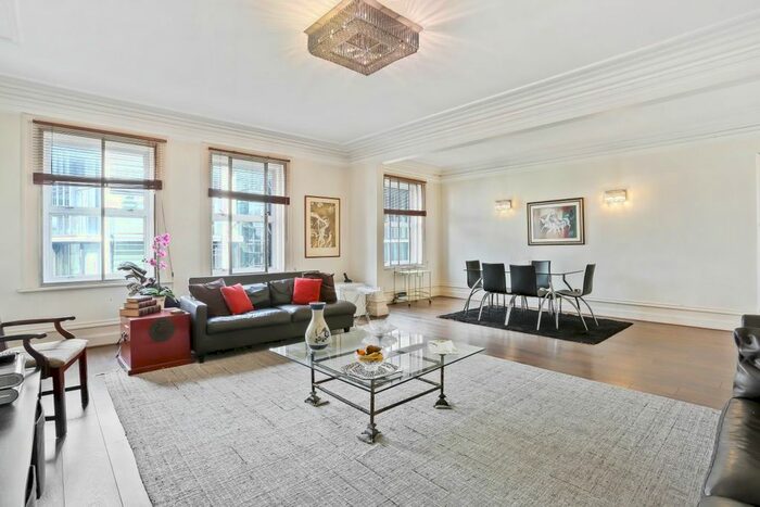 2 Bedroom Flat To Rent In Park Mansions, Knightsbridge, London, SW1X