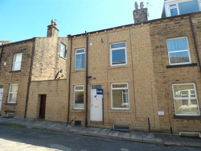 2 Bedroom Terraced House To Rent In Lark Street, Bingley, BD16