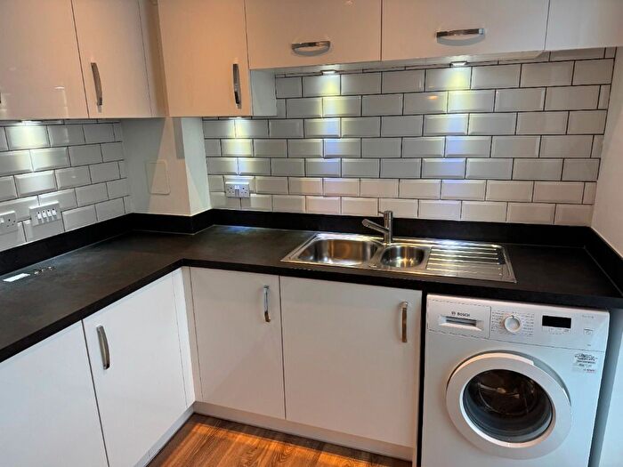 2 Bedroom Flat To Rent In Gaskell Street, Saughton, Edinburgh, EH14