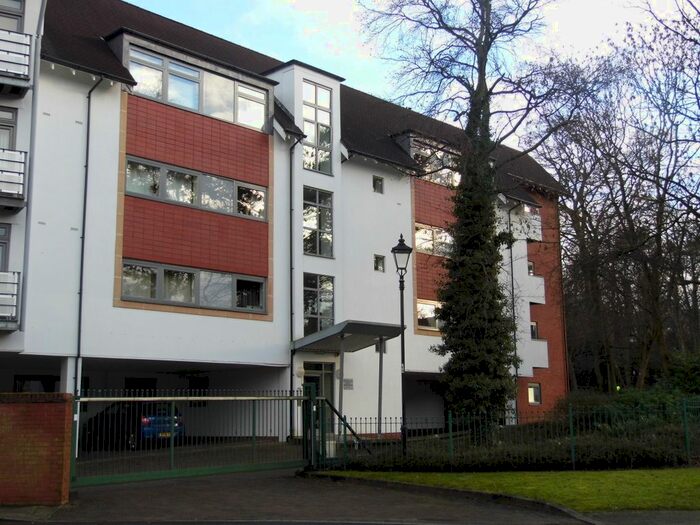 2 Bedroom Flat To Rent In Woodbrook Grove, Bournville, Birmingham, B31