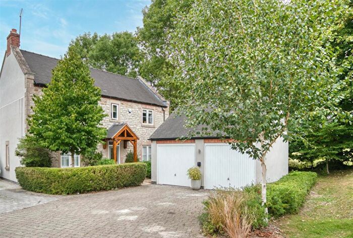 5 Bedroom Detached House For Sale In Jacksons Ley, Middleton, DE4