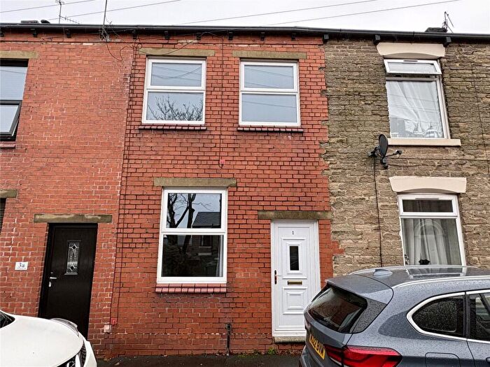 2 Bedroom Terraced House For Sale In Victoria Street, Lees, Oldham, OL4
