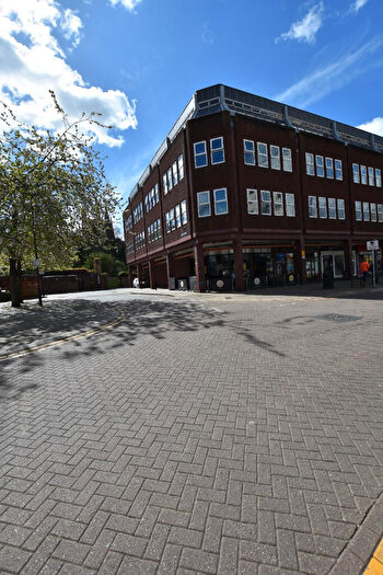 2 Bedroom Flat To Rent In Midgate, City Centre, Peterborough, PE1
