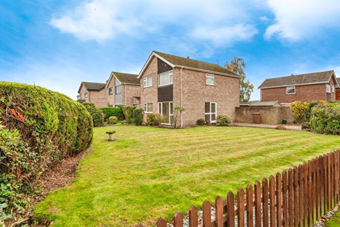 4 Bedroom Detached House For Sale In Holman Road, Aylsham, Norwich, NR11