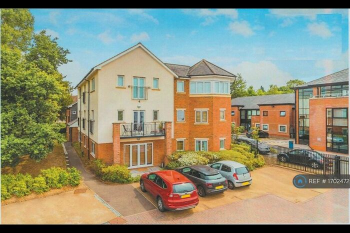 2 Bedroom Flat To Rent In Reigate Road, Dorking, RH4