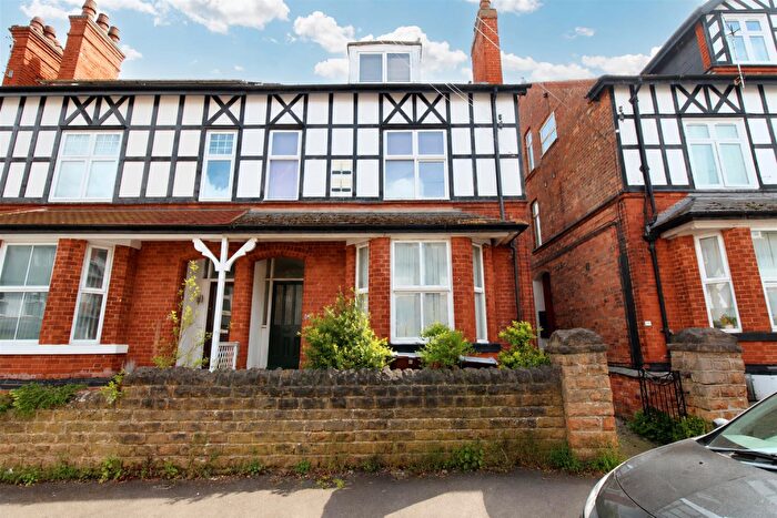 Studio To Rent In Bingham Road, Sherwood, Nottingham, NG5