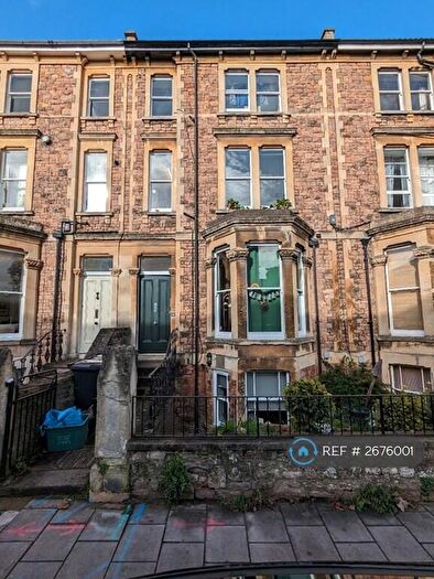 4 Bedroom Maisonette To Rent In Alma Vale Road, Bristol, BS8