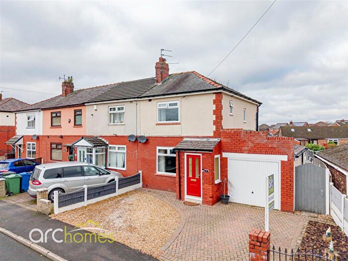 3 Bedroom Semi Detached House For Sale In Heath Gardens, Hindley Green, Wigan, WN2