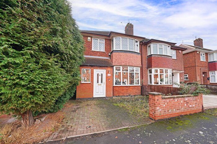 3 Bedroom Semi Detached House For Sale In Bembridge Road, Off Groby Road, Leicester, Leicestershire, LE3