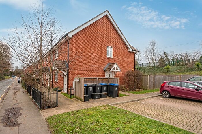 1 Bedroom Maisonette For Sale In Institute Road, Taplow, Maidenhead, SL6