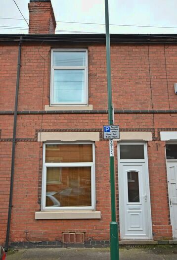 2 Bedroom Terraced House To Rent In Snienton Nottingham, NG3