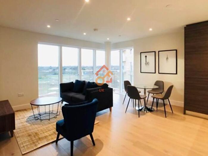 2 Bedroom Flat To Rent In Marsden House, Pegler Square, London, SE3