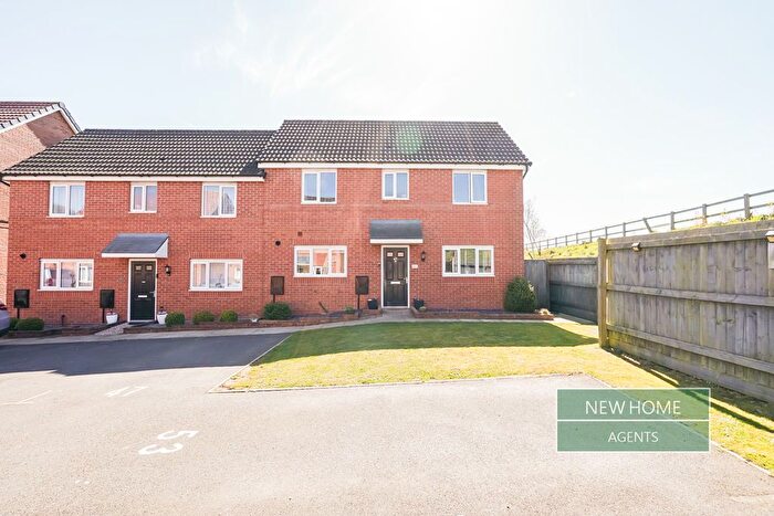 3 Bedroom Semi Detached House For Sale In Mandalay Road, Pleasley, Mansfield, NG19