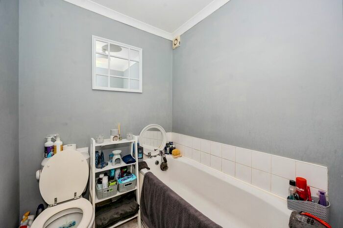 1 Bedroom Flat To Rent In Boundary Road, St. Helens, Merseyside, WA10