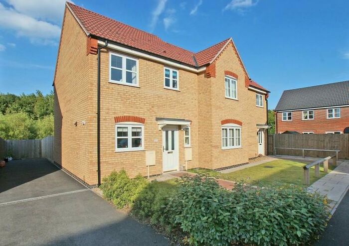 3 Bedroom Semi-Detached House To Rent In Cortez Close, Spalding, PE11