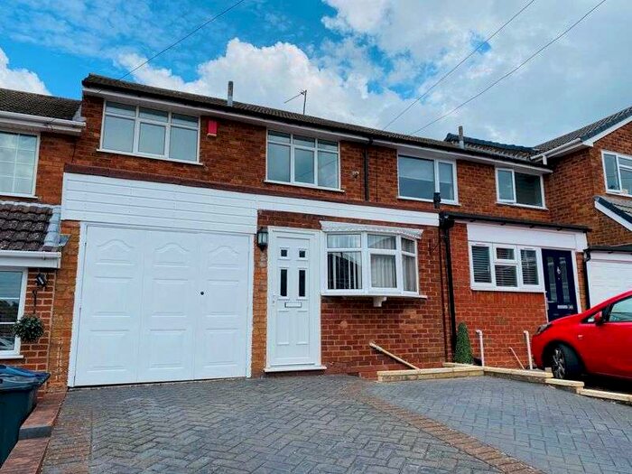 3 Bedroom Property To Rent In The Hayes, Birmingham, B31