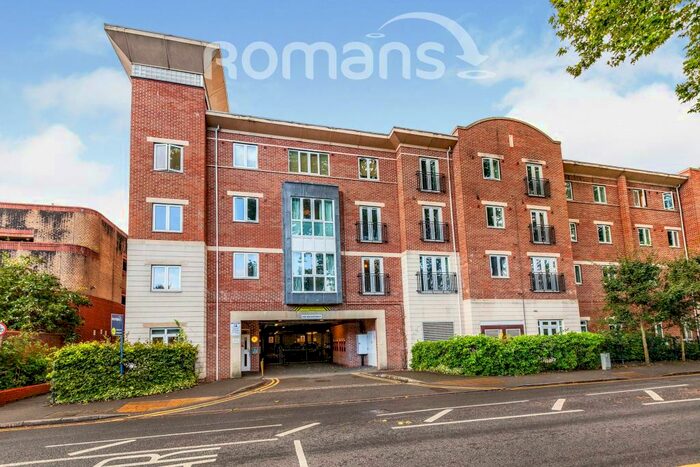 2 Bedroom Apartment To Rent In Park View, SL6