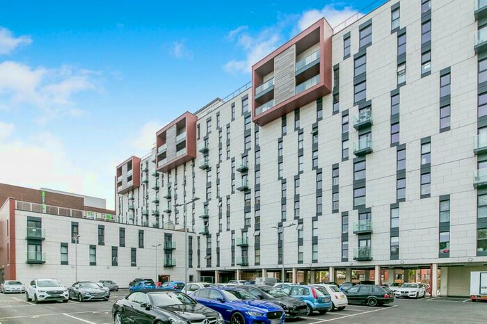 2 Bedroom Apartment To Rent In Beaumont Court, Victoria Avenue, SS2