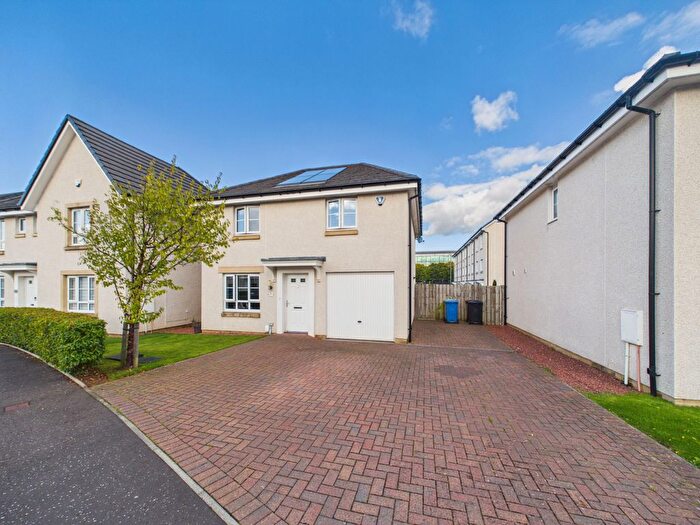 4 Bedroom Detached House For Sale In Pineta Drive, East Kilbride, G74