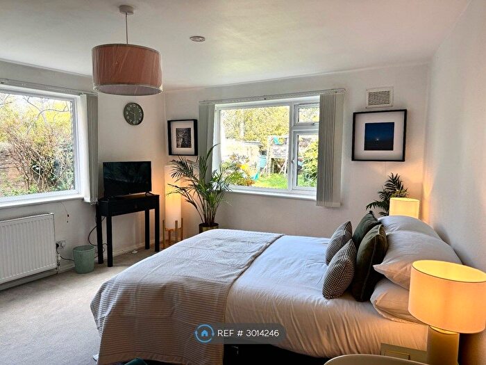 1 Bedroom Flat To Rent In Worthing, Worthing, BN14