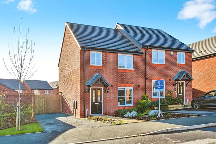 3 Bedroom Semi-Detached House For Sale In Pickering Croft, Stafford, Staffordshire, ST16