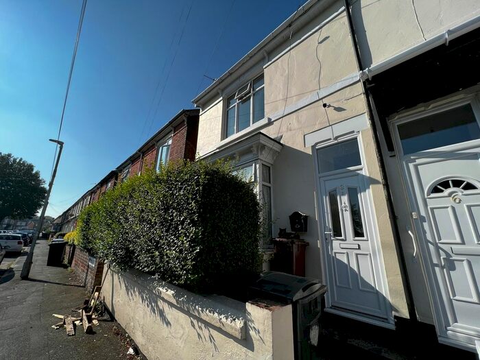 1 Bedroom Flat To Rent In Norfolk Road, Wolverhampton, WV3