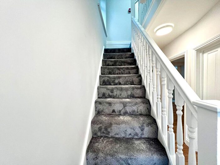 7 Bedroom Semi-Detached House To Rent In Glebe Avenue, Harrow, HA3