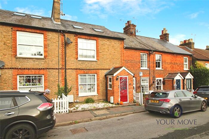 3 Bedroom Terraced House For Sale In Catlin Street, Hemel Hempstead, Hertfordshire, HP3
