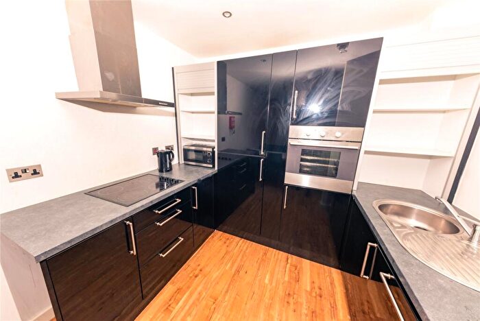 1 Bedroom Flat To Rent In The Gallery, Plaza Boulevard, Liverpool, L8